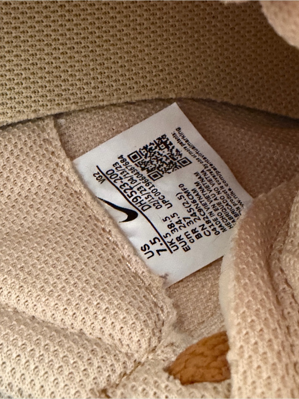 Nike Waffle Debut Sesame Desert Ochre Running Shoe DH9523-200 - Size 7.5 - Picture 6 of 8